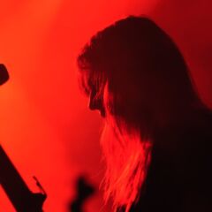 Guitarist Heather Woods-Broderick